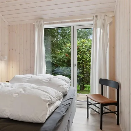 Dom wakacyjny Aggi - 850m From The Sea By Interhome Fårevejle
